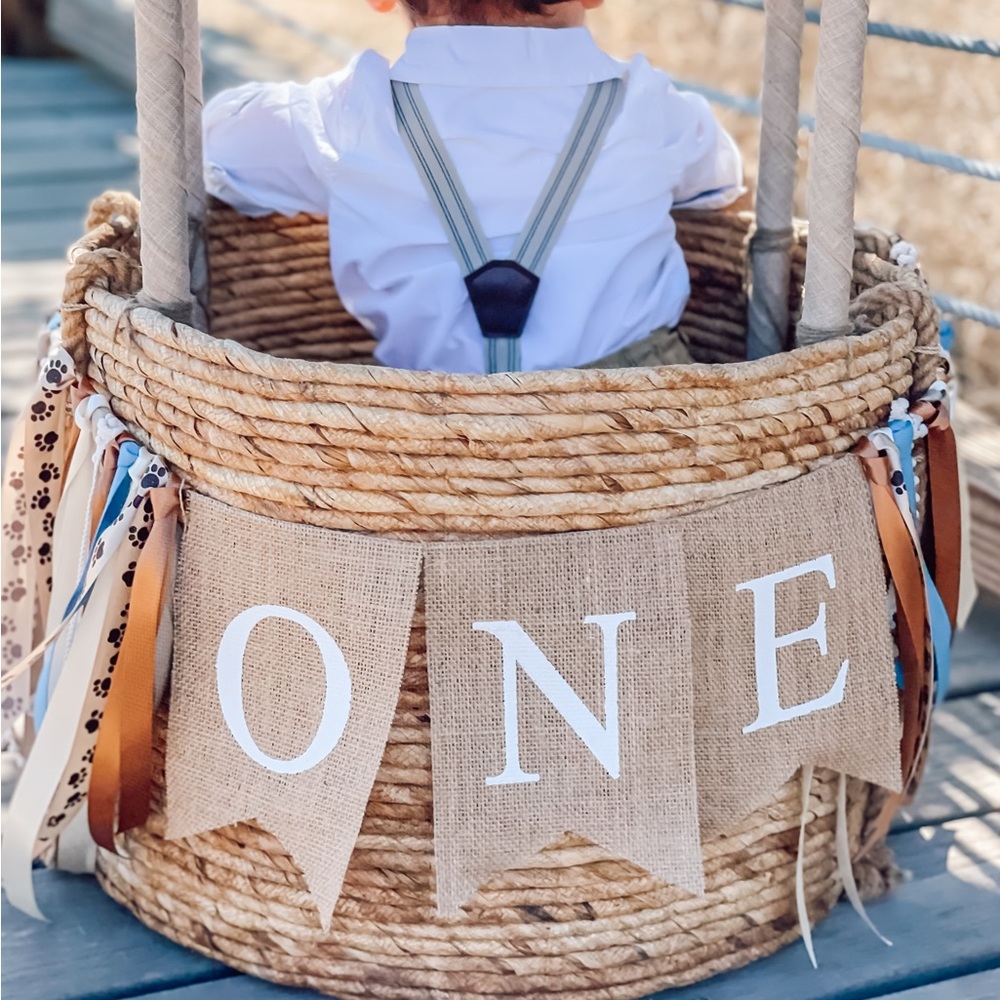 HANDMADE ONE BANNER